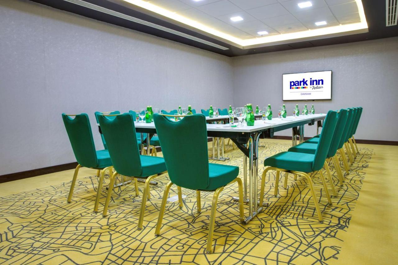 Park Inn By Radisson Dammam Exterior foto